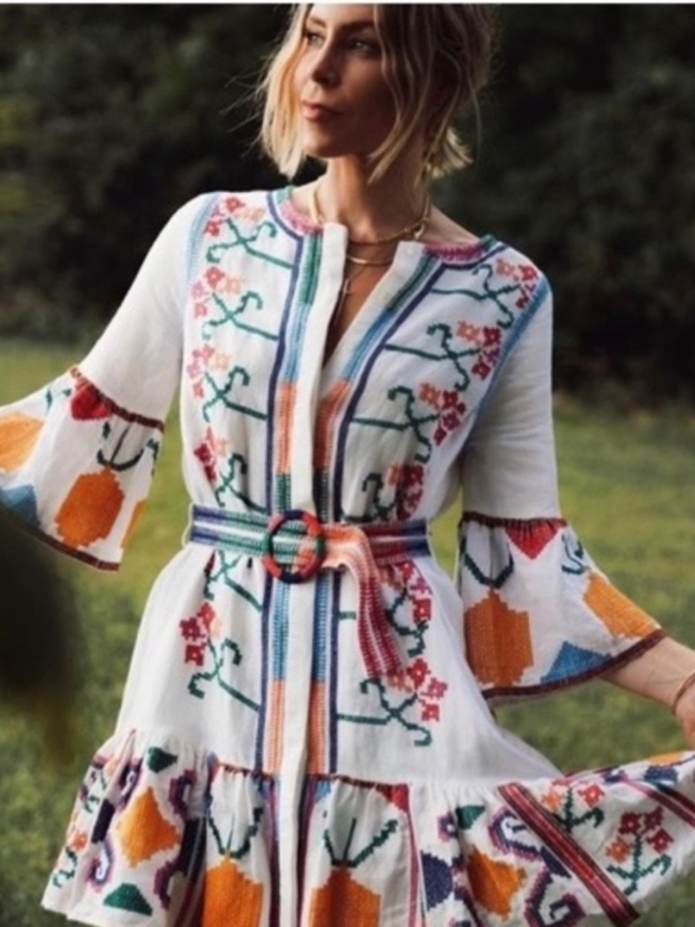 NWT Farm Rio Jimena Off-White Embroidered Floral Belted Dress - size S